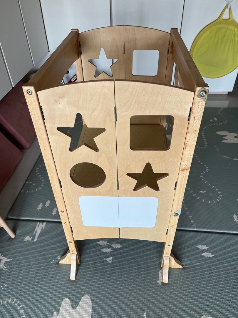Guidecraft Kitchen Helper with 1 Keeper Double Wide Babies