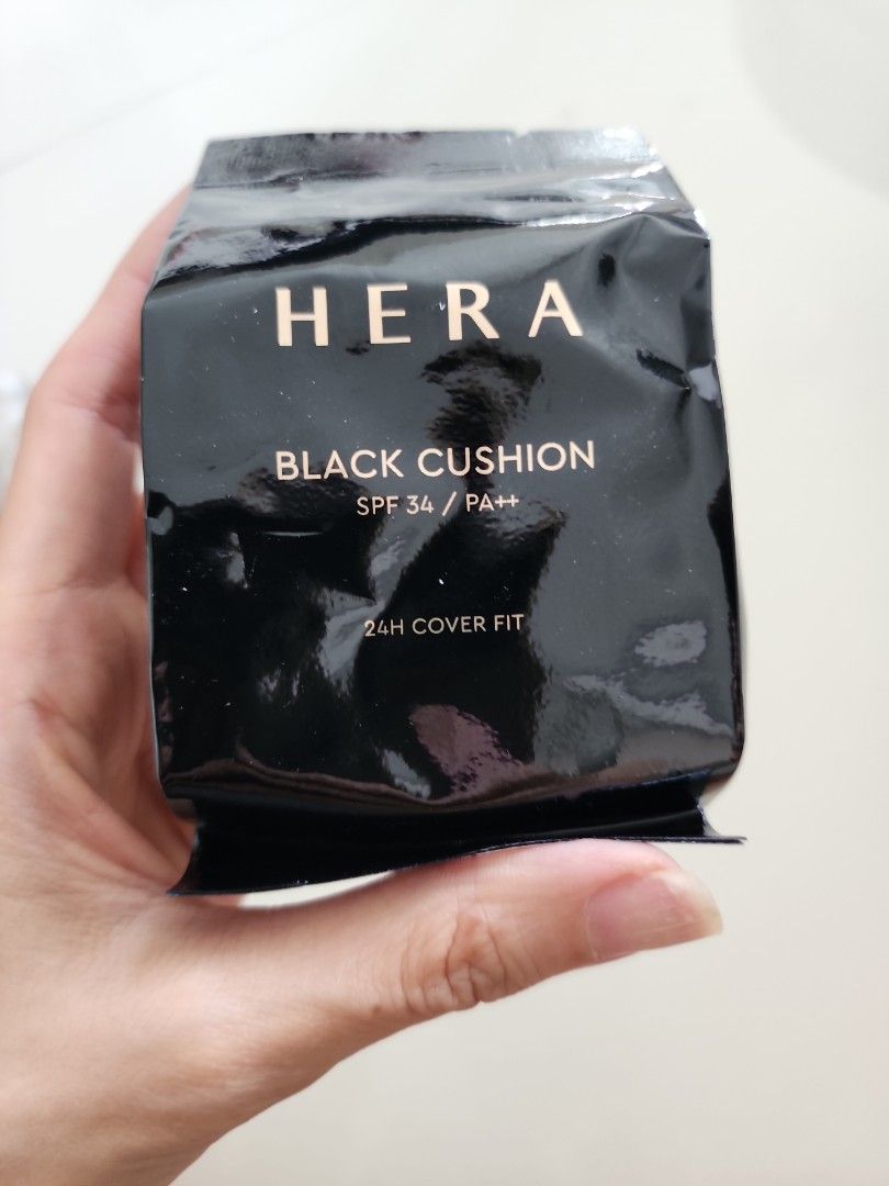 Hera black cushion 21N1, Beauty & Personal Care, Face, Makeup on Carousell