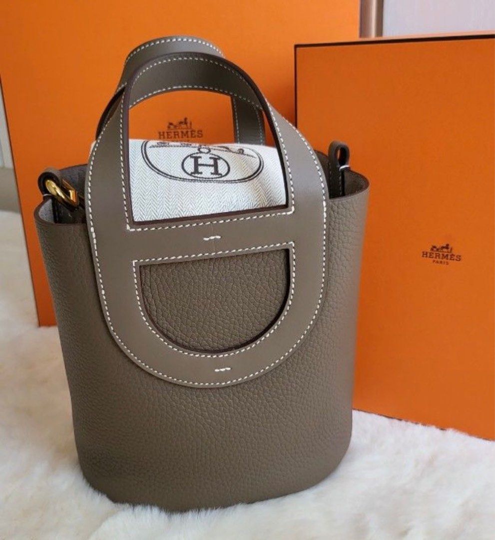 Cheapest in market ‼️Hermes in the loop 18 etoupe stamp B