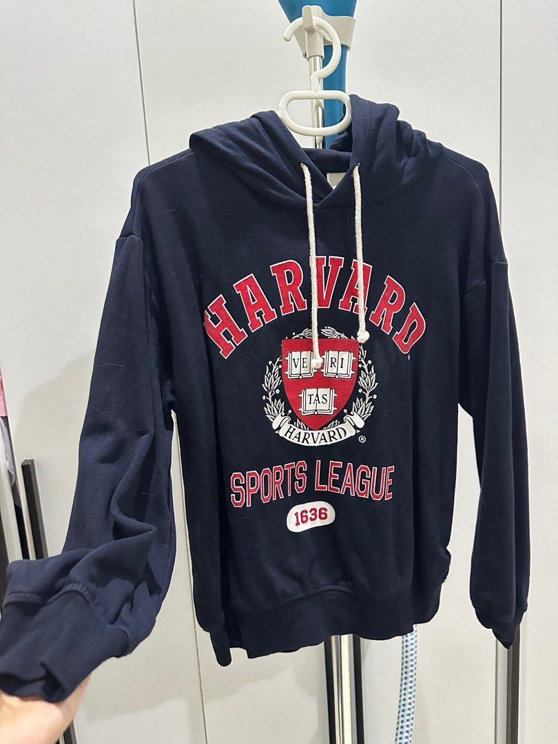Hoodie H M Harvard in dark blue Women s Fashion Tops Longsleeves on Carousell