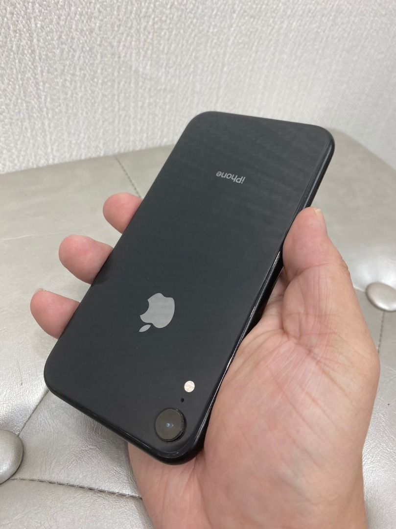 iPhone XR 白 本体 64GB ②-