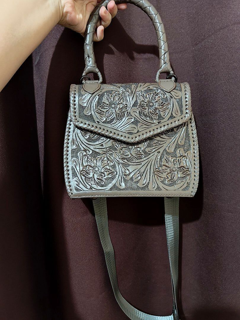 Japan rare bag w/ provided sling (Category: Cross-body Bags) located in Pasig City. Submitted by leathergal (Listing ID 1227088161, Image 1). Description: LAST PRICE POSTED.