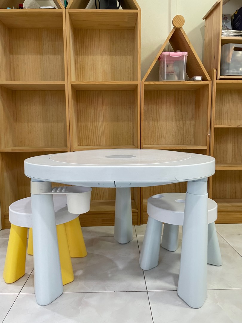 Round hotsell lego table