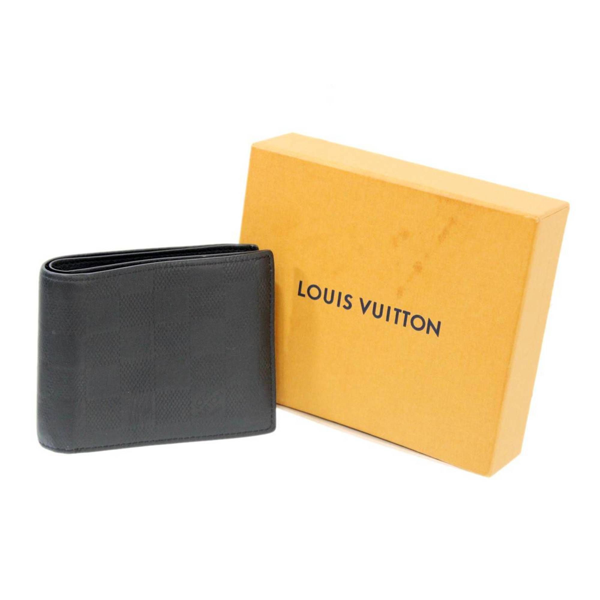 Louis Vuitton Authentic Monogram Marco Bifold Mens Wallet, Luxury, Bags &  Wallets on Carousell