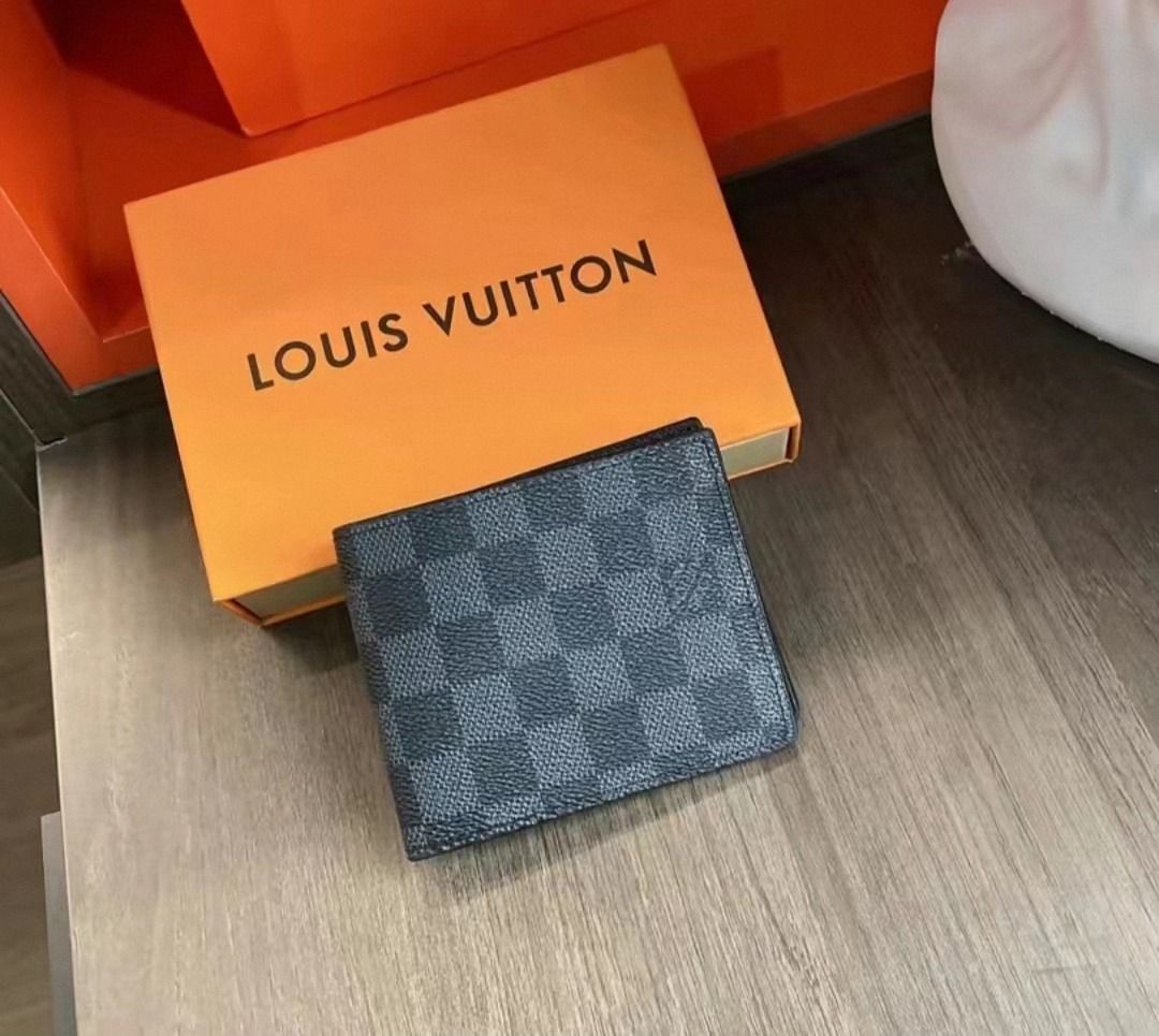 Louis Vuitton Slender Wallet (Receipt from Ion Orchard), Luxury