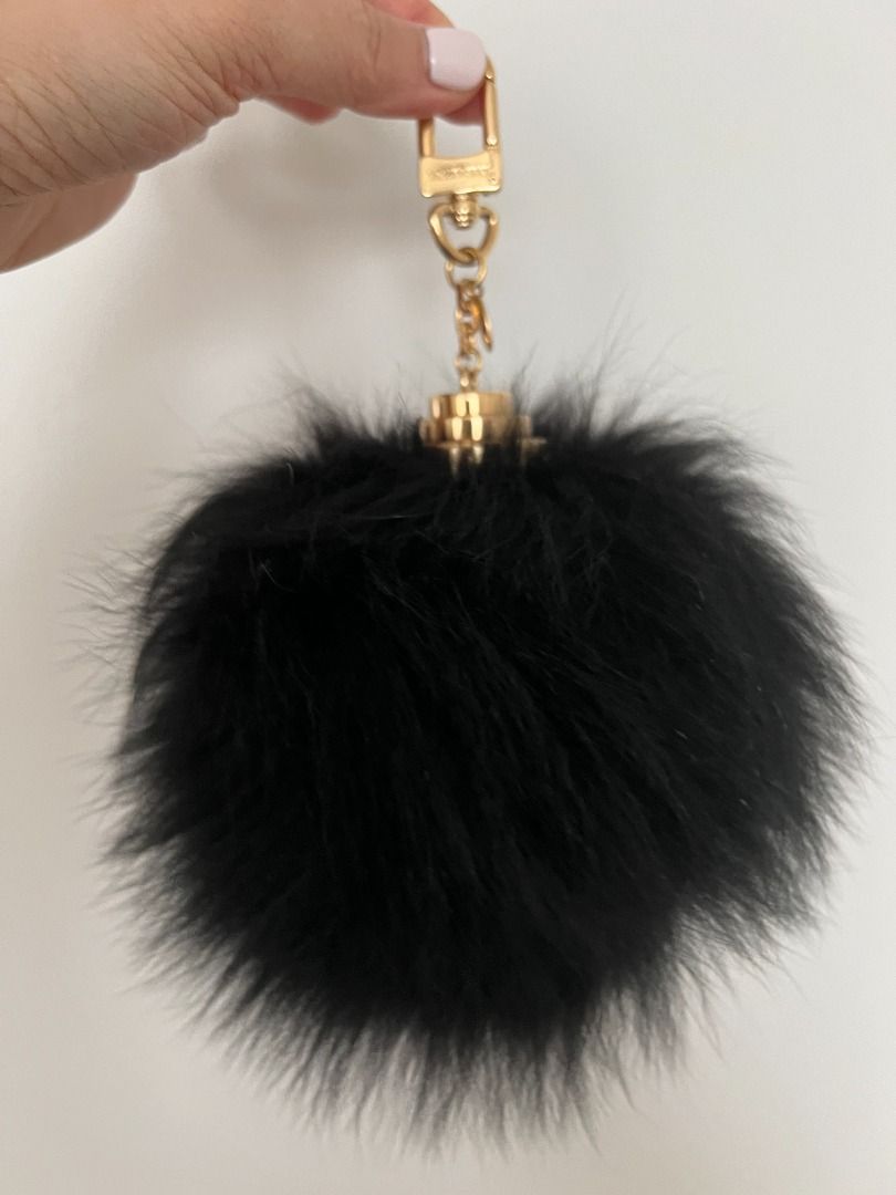 Fur ball discount keychain louis vuitton