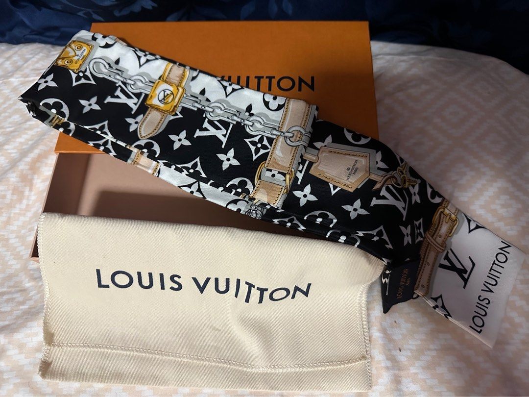LV Mini Scarf 45 Vintage Louis Vuitton Silk Scarf Multi 