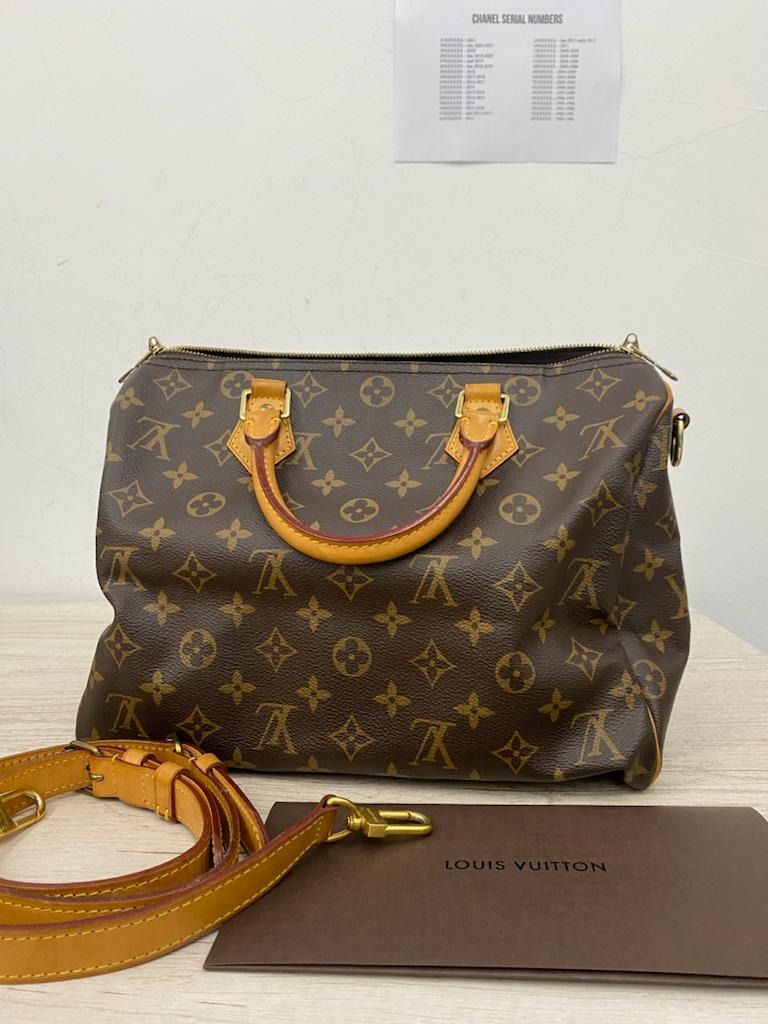 LOUIS VUITTON SPEEDY BANDOULIERE 30 MONOGRAM CANVAS Luxury Bags