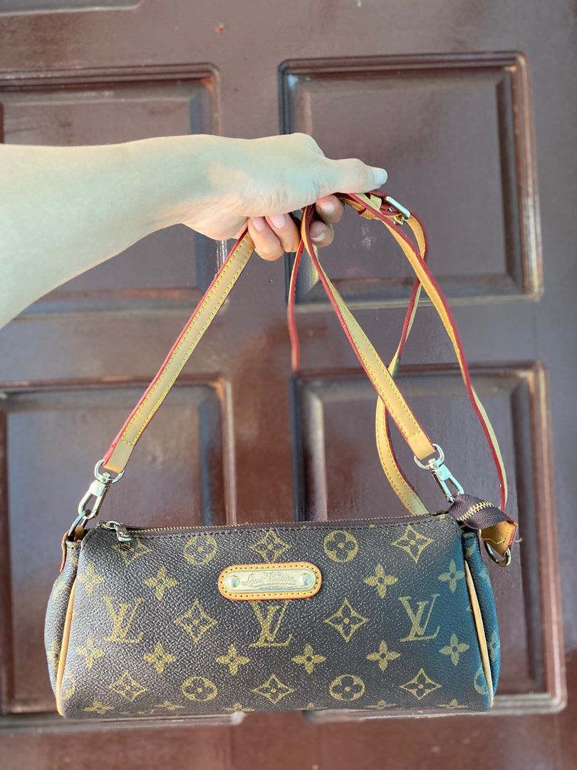 Authentic LV Vintage Monogram Canvas Sac Coussin Shoulder Bag, Luxury, Bags  & Wallets on Carousell