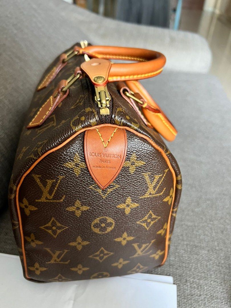 Louis Vuitton Monogram Canvas Speedy 30. DC: SP0918. Made in