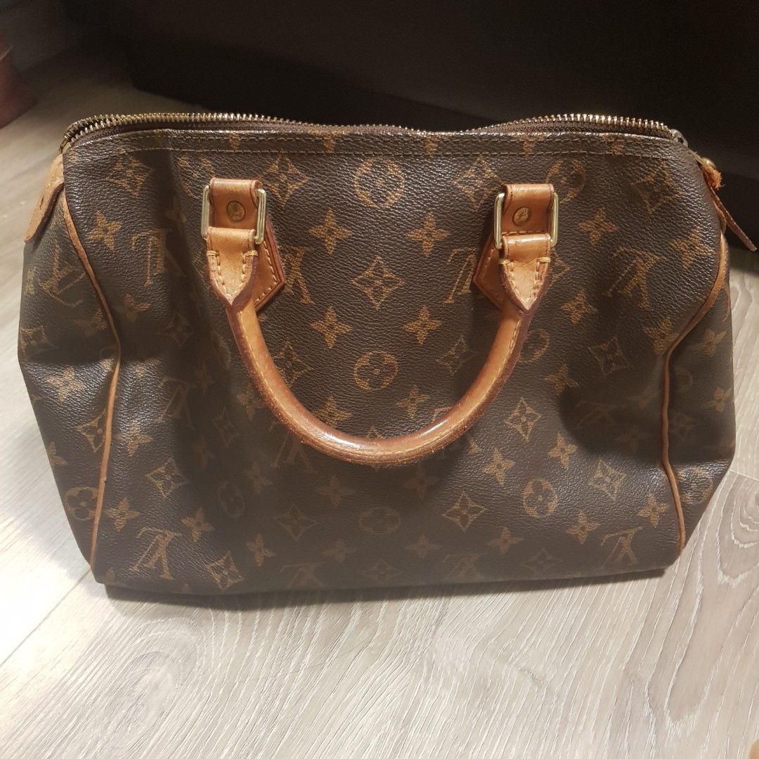 LV Speedy 30 B, Women's Fashion, Bags & Wallets, Purses & Pouches on  Carousell