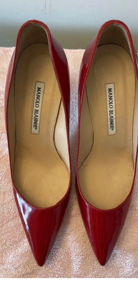Manolo Blahnik heels 39 EU, 女裝, 鞋, 高跟鞋- Carousell