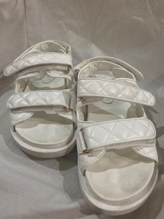 Matthews White Sandals Size 7