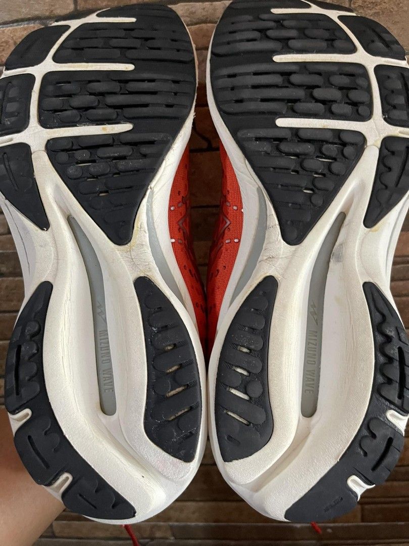 Mizuno wave fission w hotsell