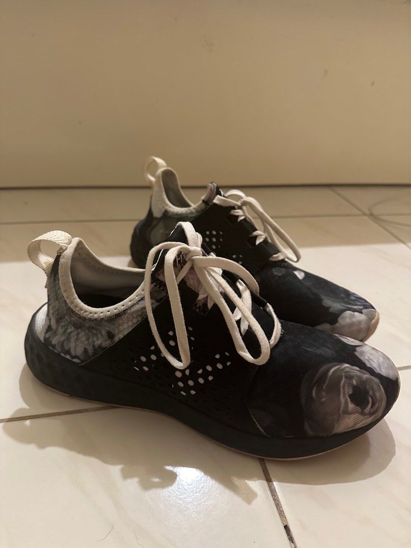 New Balance Fresh Foam Women s Fashion Footwear Sneakers on