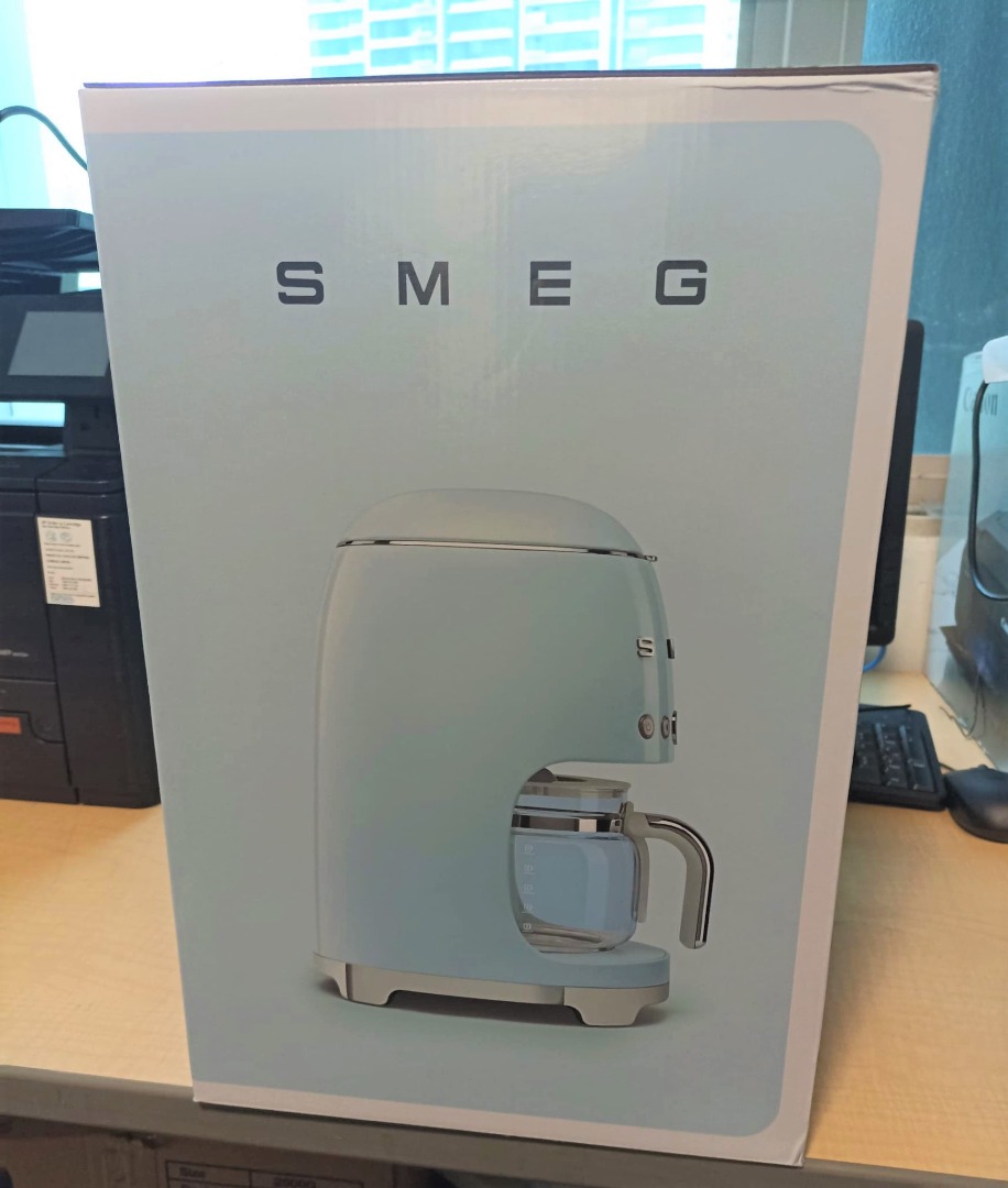 SMEG Retro Style Drip Filter Coffee Machine Black Mesin Kopi Drip, TV