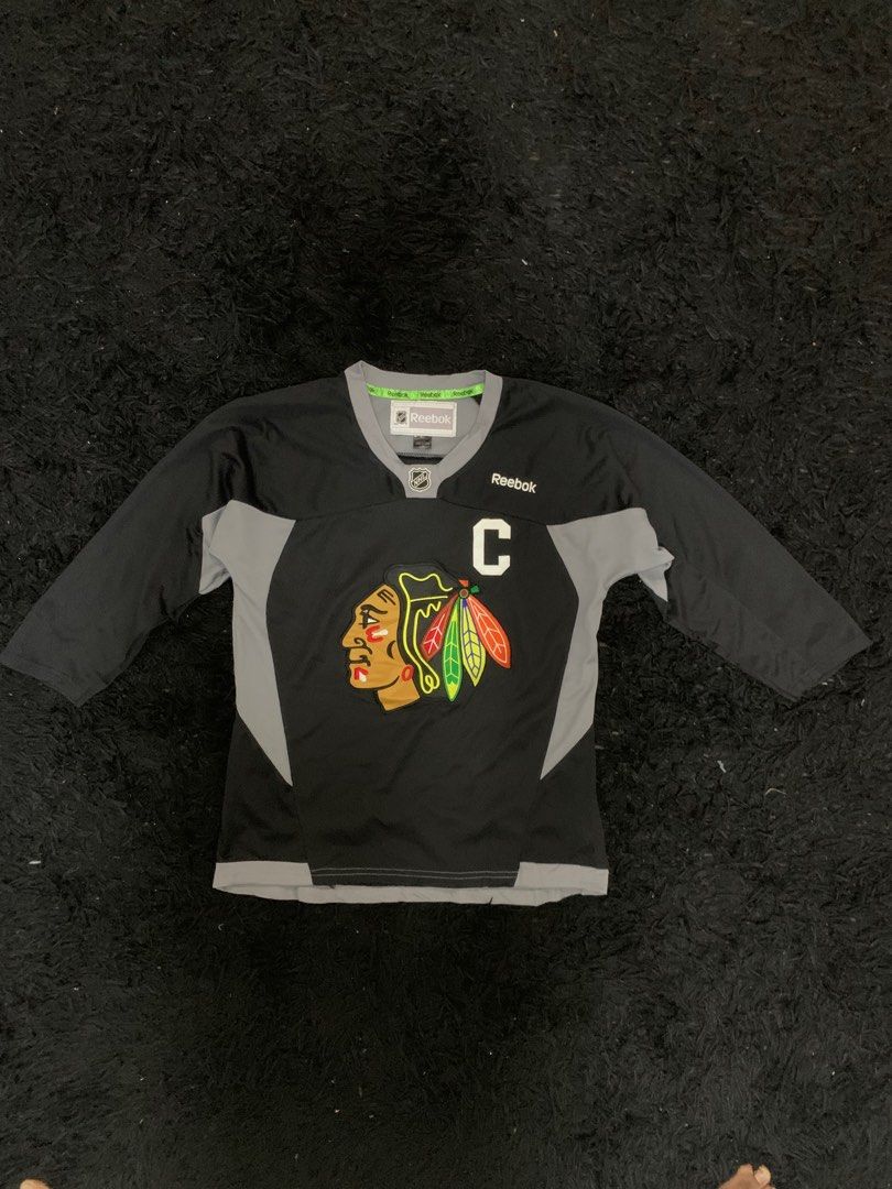 NHL BlackHawks Men s Fashion Activewear on Carousell