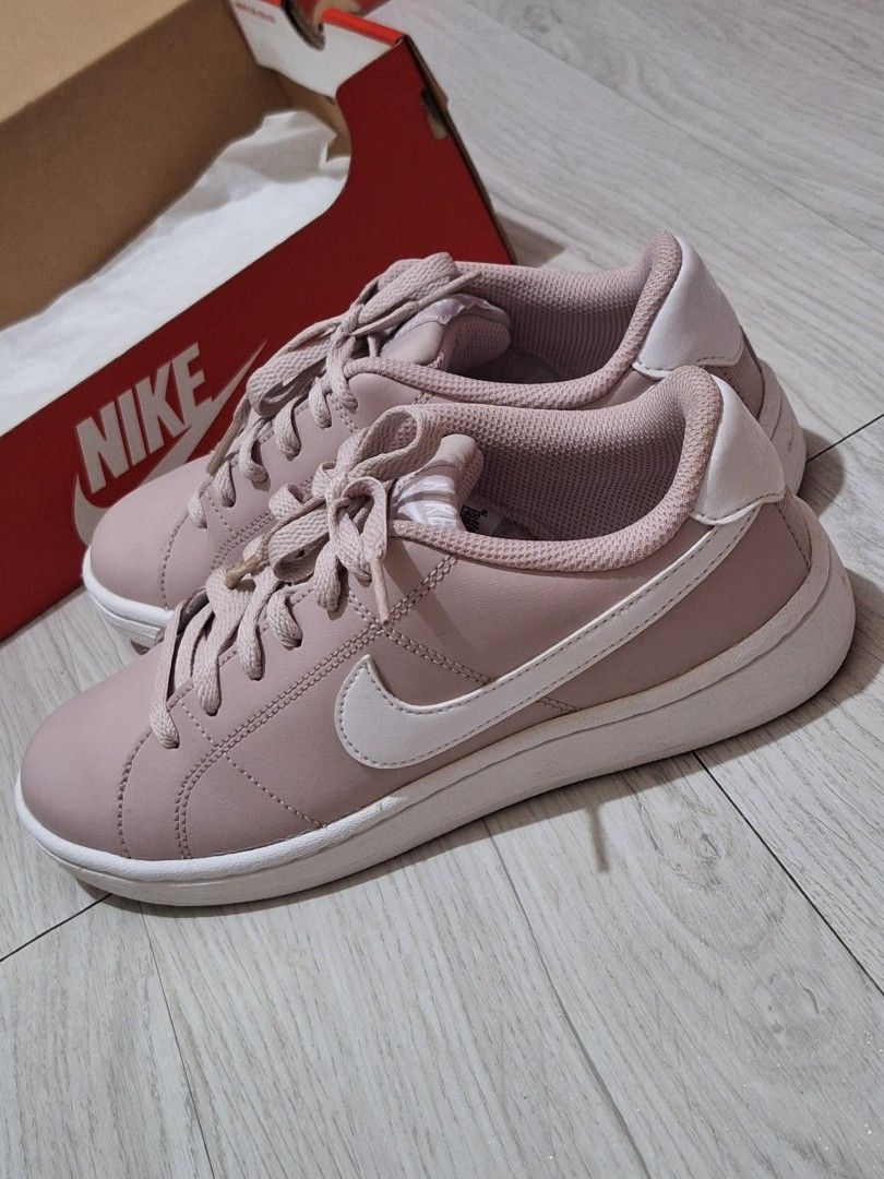 Nike court royale particle outlet rose