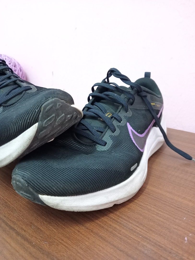 Nike downshifter 9 on hotsell feet