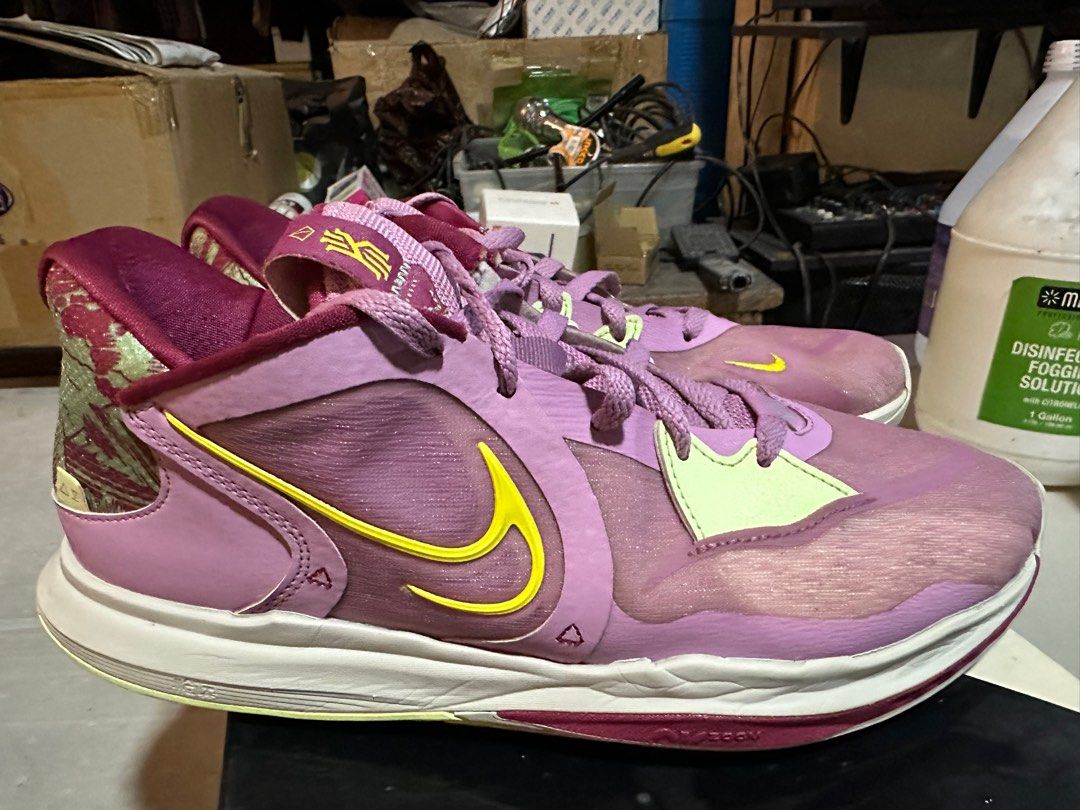 Kyrie 5 size 10.5 sales