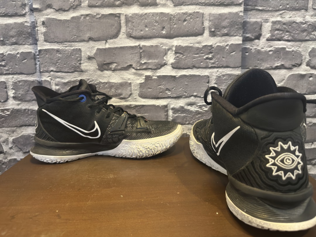 bk black kyrie 7