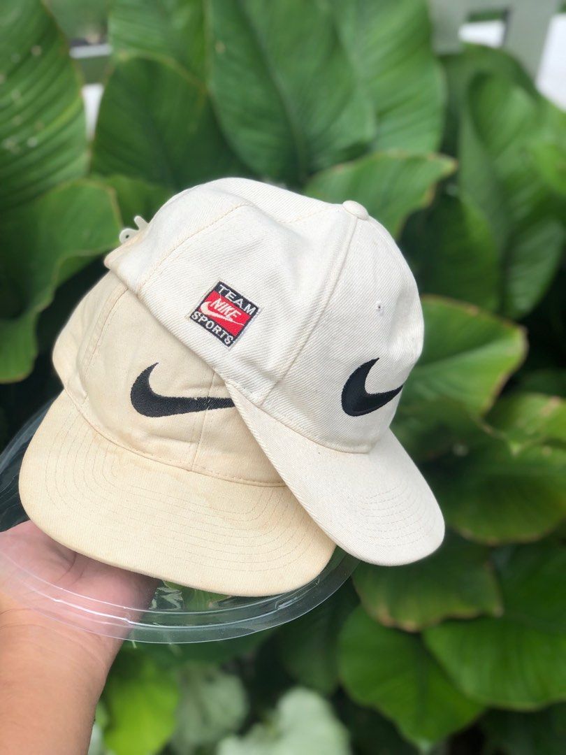 Nike vintage snapback new arrivals