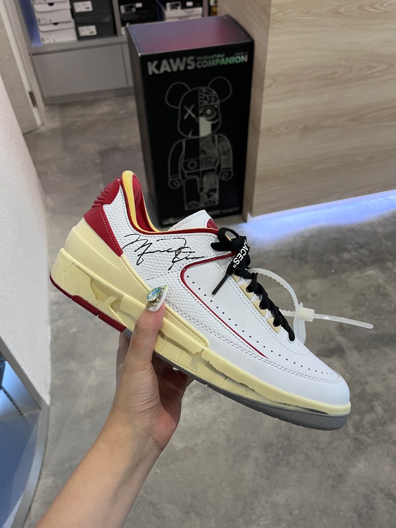 Foot companion jordan top