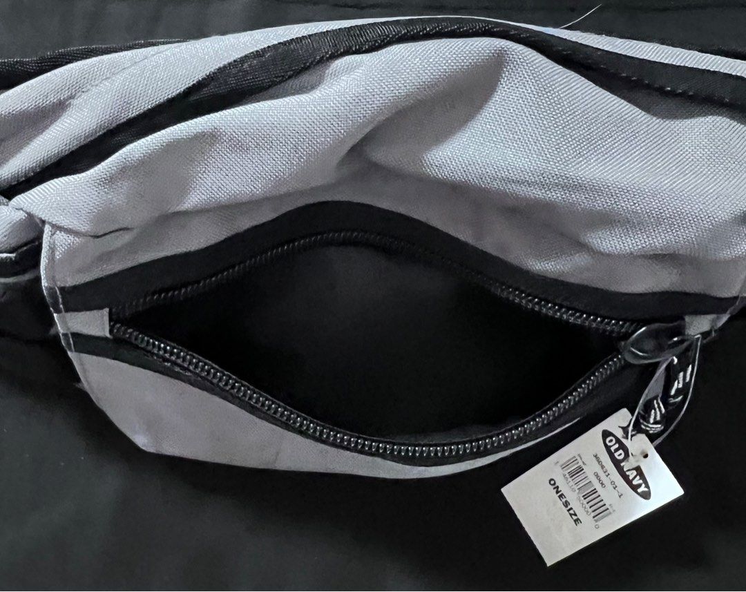 Old navy belt clearance bag