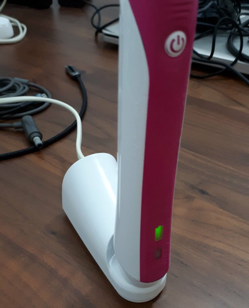 Oral-B Charger Cradle Braun Original Type 3709, Beauty & Personal Care ...