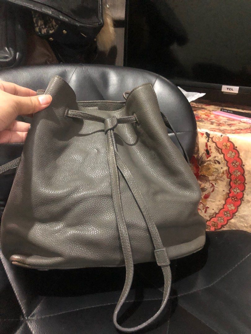 Louis Quatorze Bucket Bag, Luxury, Bags & Wallets on Carousell