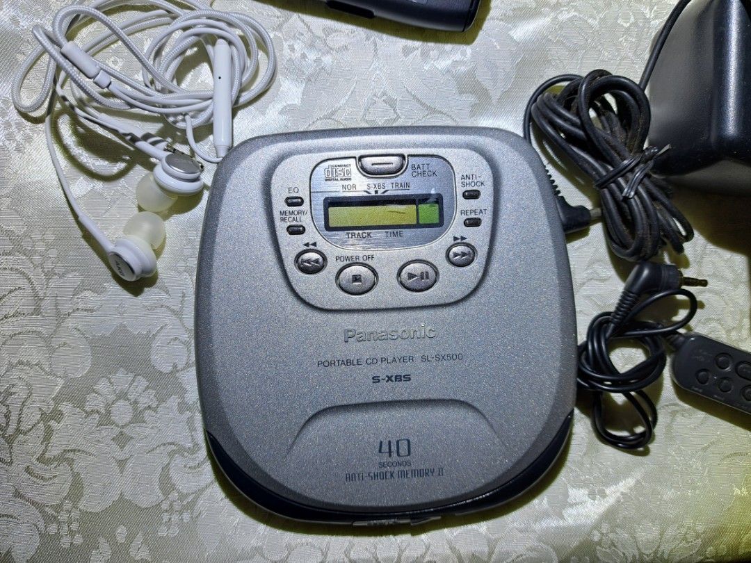 Panasonic sl-sx500 樂聲牌CD機, 音響器材, 可攜式音響設備- Carousell