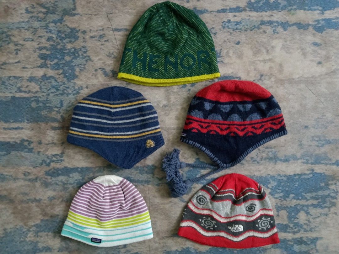 Nike acg small logo hotsell beanie