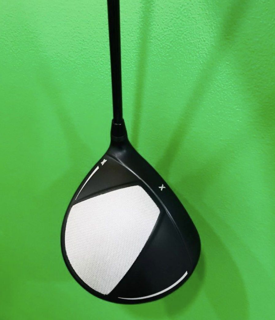 PXG 0811X Gen4 Driver (Category: Golf) located in Paranaque City. Submitted by egan101 (Listing ID 1258553174, Image 3). Description: For sale: PXG 0811X Gen4 driver, 9* loft, adjustable hosel, adjustable head weights, Diamana Limited (Blueboard profile) 60g shaft, stiff flex, regripped with Golf Pride MCC (stock Lamkin grip included), PXG head cover. Used sparingly, limited fairway time. Very good performance - forgiving head, low spin with high
