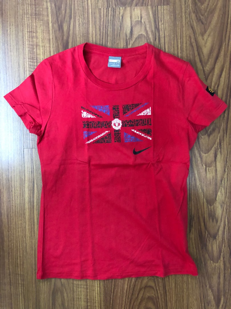 womens red and white nike shirt