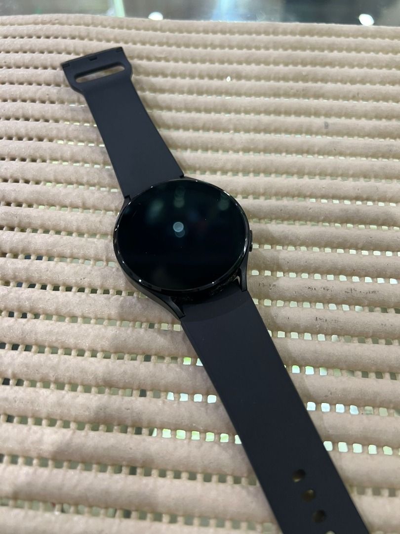 Watch 4 lte top