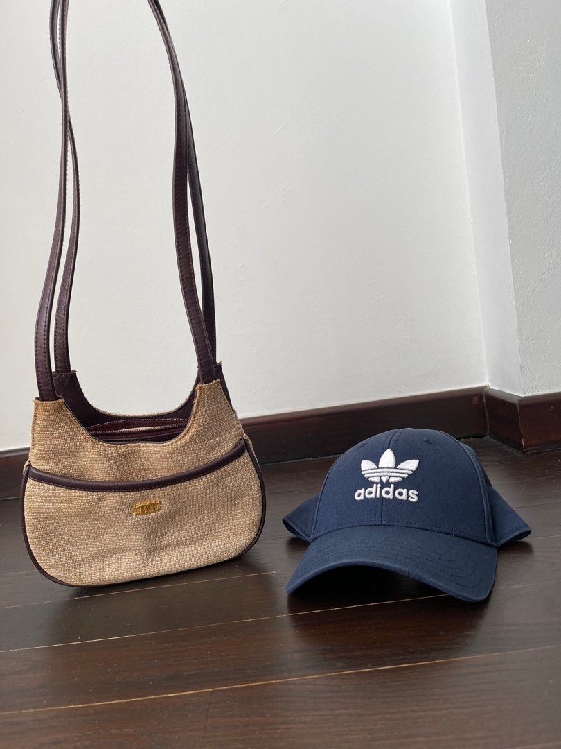 Aigner messenger bag sales