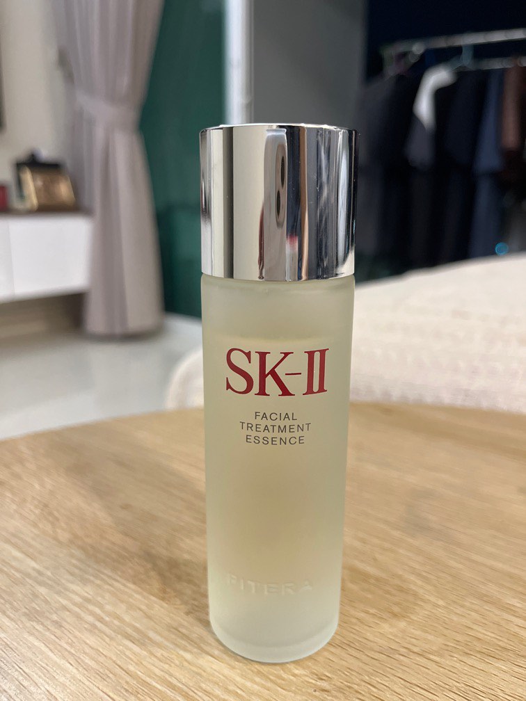SK-II Facial Treatment Essence Men 230ml, Beauty & Personal Care, Face,  Face Care on Carousell
