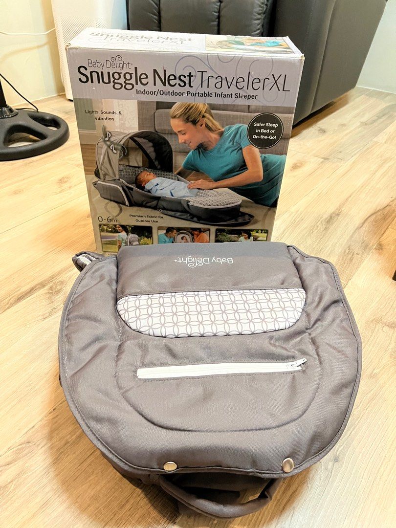 SNUGGLE NEST TRAVELER XL with box