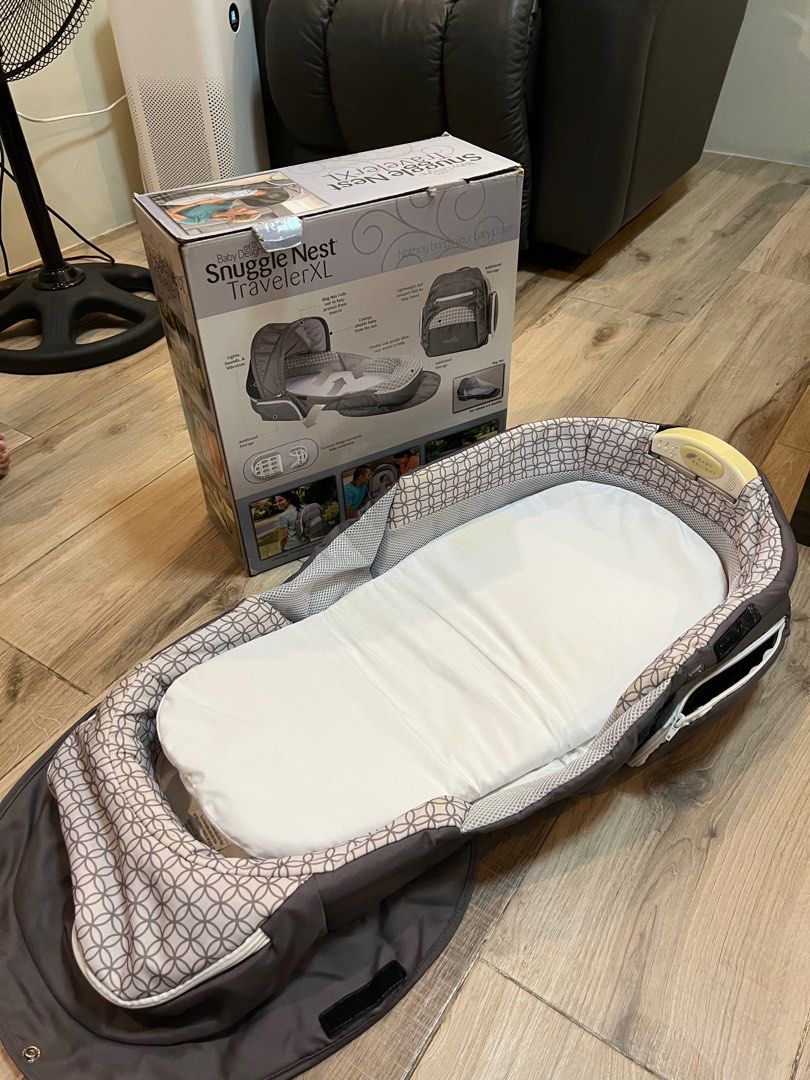 SNUGGLE NEST TRAVELER XL with box Babies Kids Baby Nursery