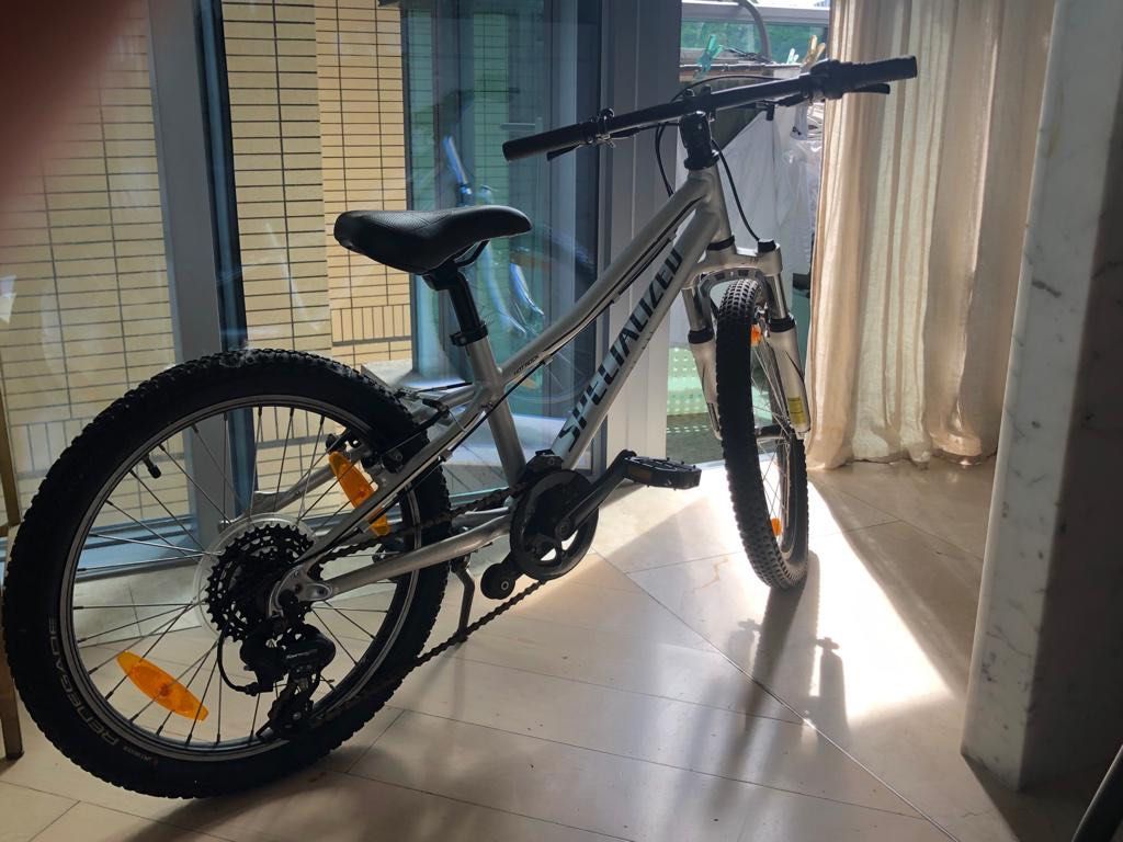 Specialized hotrock 20 sale silver
