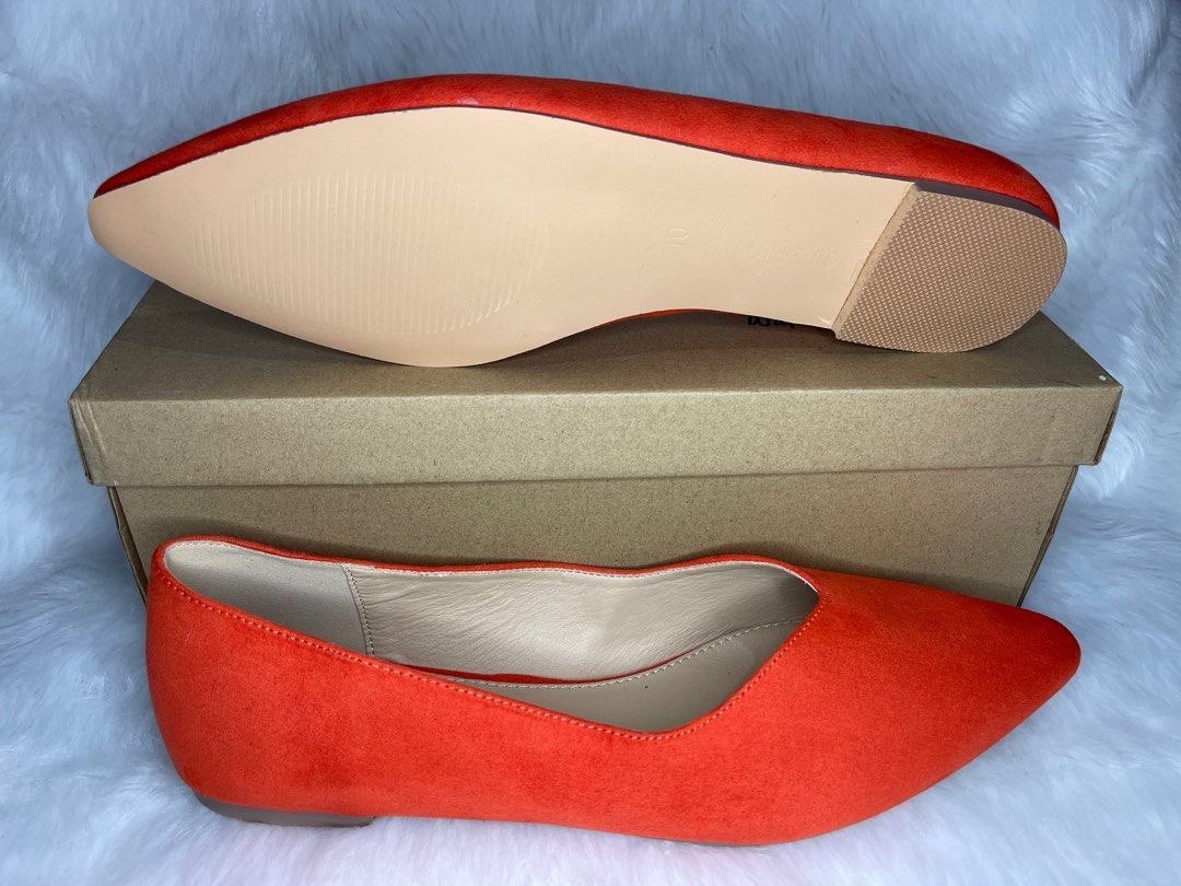 Orange discount flats payless