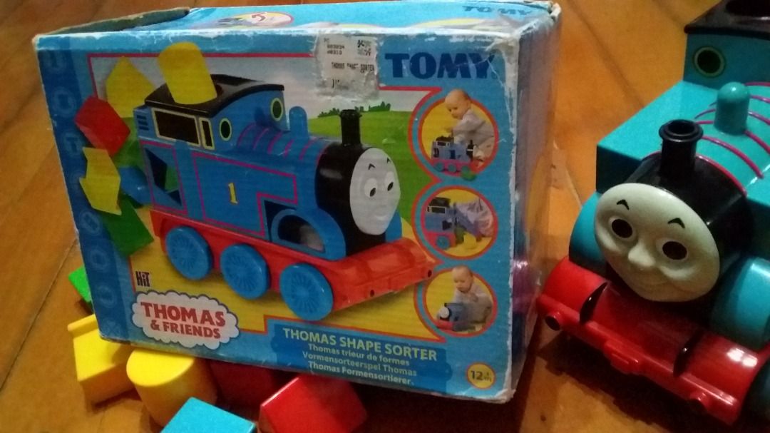 Thomas shape sorter top