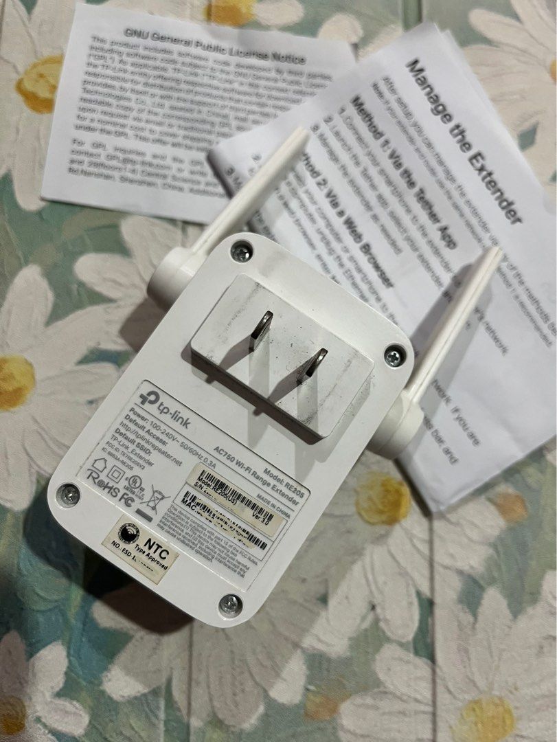 TP - Link WiFi Range extender AC750 RE205 WiFi Router (Category: Other Home Appliances) located in Manila. Submitted by ellen.rph (Listing ID 1258651686, Image 3). Description: Almost new wifi extender for sale. #MovingOutSale.