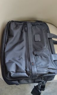 Tumi Alpha 2 briefcase