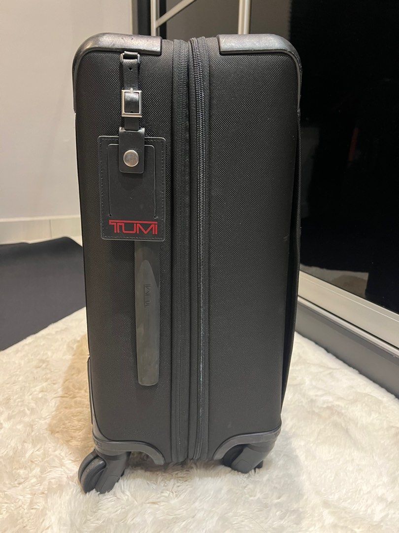 Tumi alpha 2 continental outlet