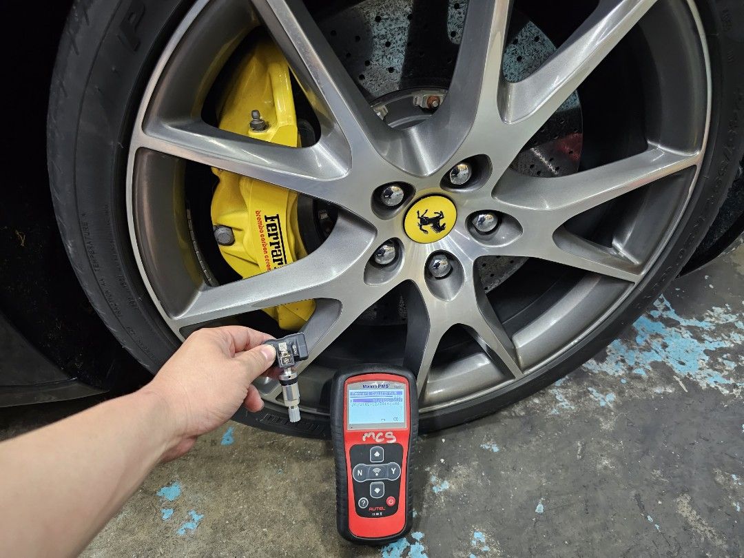 Tyre Pressure Sensor TPMS Sensor Replacement Programming Coding Audi