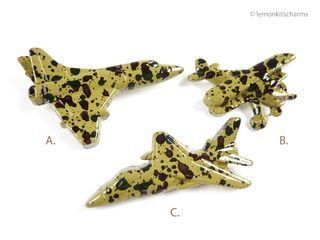 Vintage 1980s Camou Splatter Airplane Pin Brooch, Unisex, bh895-c
