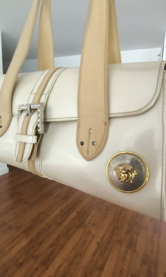 Vintage Versace Handbag/shoulder bag (Category: Luxury Bags & Wallets) located in Makati City. Submitted by camiljam.shop (Listing ID 1258638525, Image 3). Description: ♥️preloved Japan ♥️ pretty and good condition kindly message for more details 😇♥️.