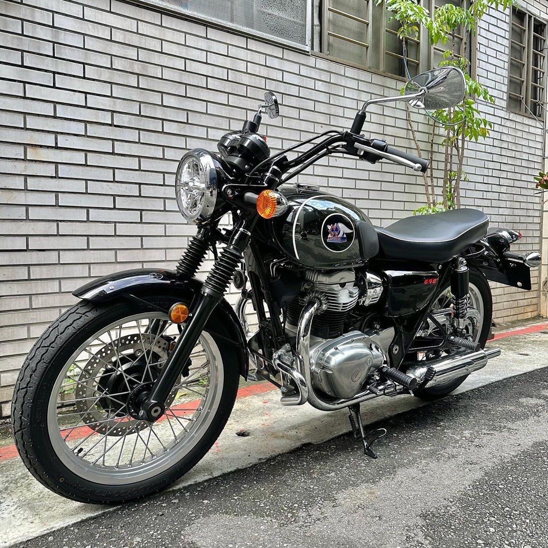 Kawasaki w800 shop meguro