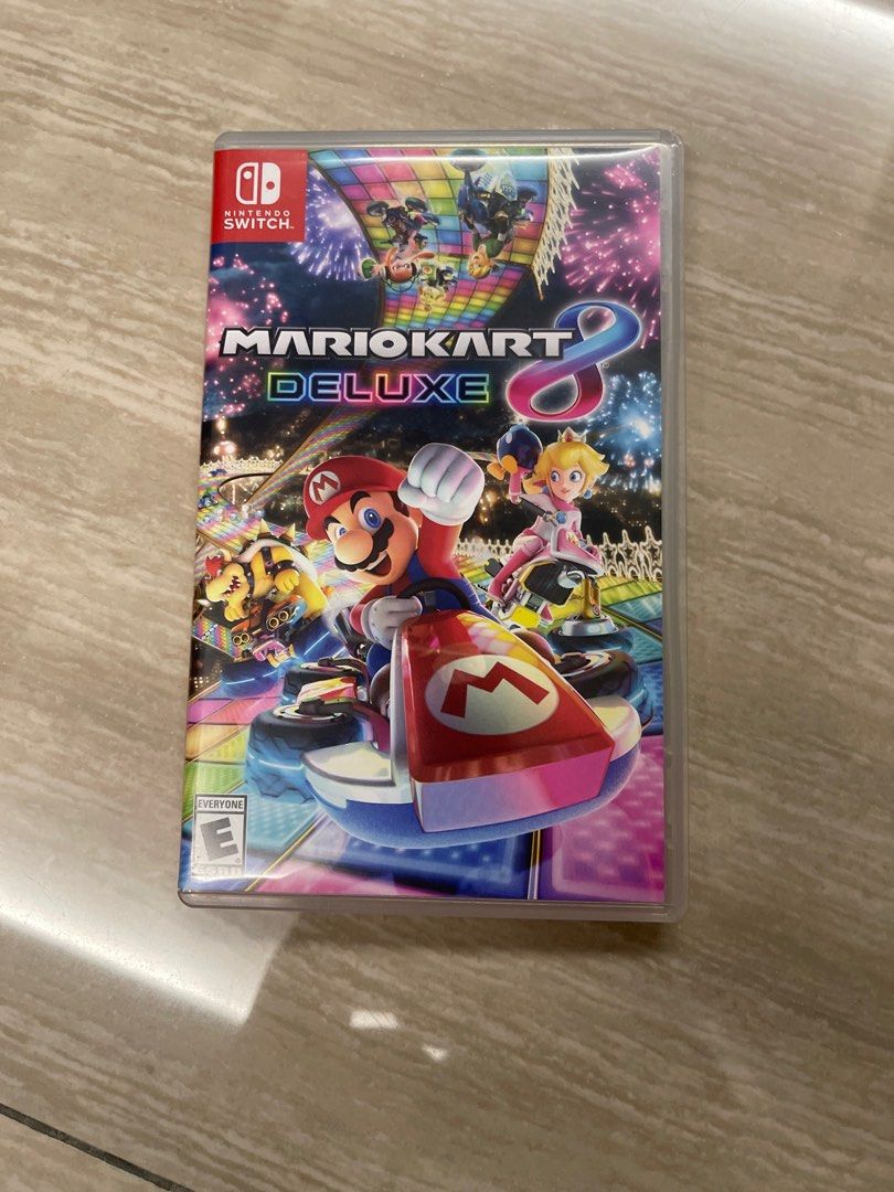 2ND HAND Nitendo Switch Mario Kart Deluxe 8 Video Gaming Video